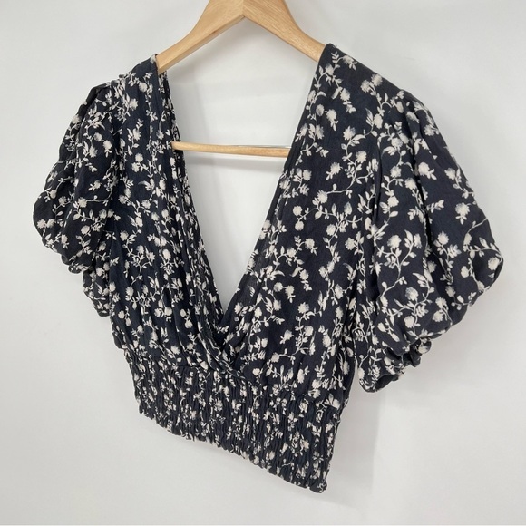 Pookie & Sebastian Ditzy Floral Navy White Bubble Puff Sleeve Crop‎ Top Blouse V - Picture 2 of 10